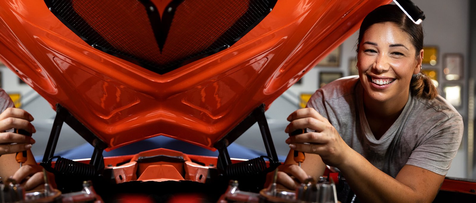 Top 10 Benefits of Using a Home Car Repair Service in Dubai